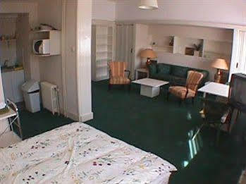 Hostel Studio * The Hague