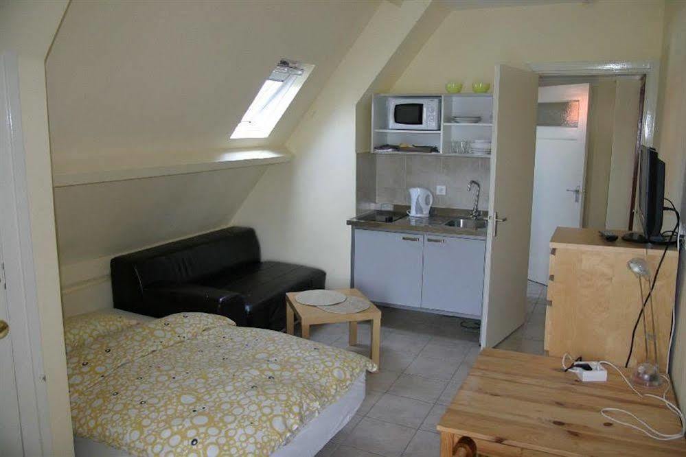 Hostel Hostel Studio *